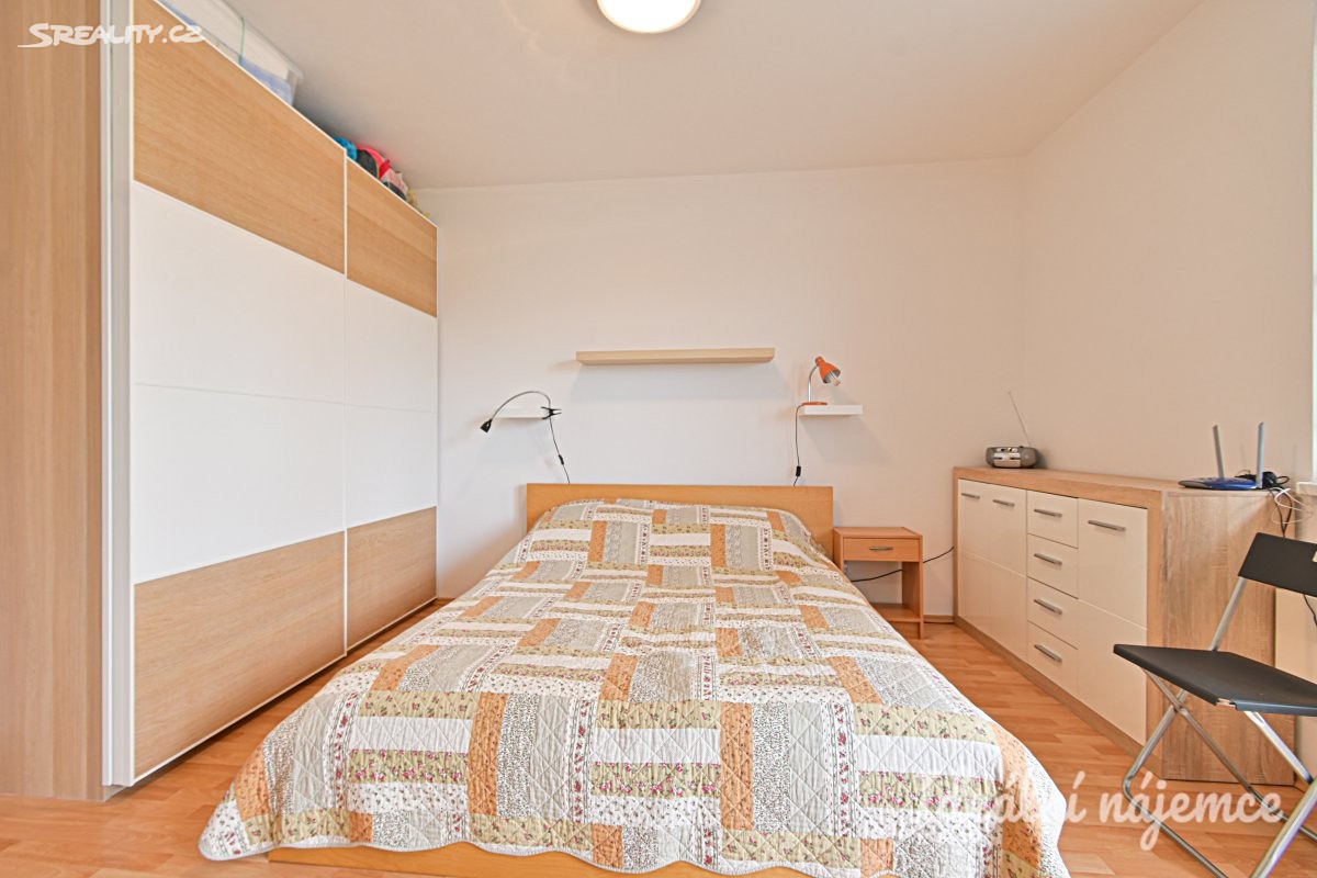 Pronájem bytu 1+kk 30 m² – pohled 4