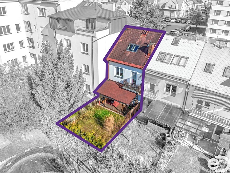 Комерційне приміщення на продаж, 220 м² (10 з 42)