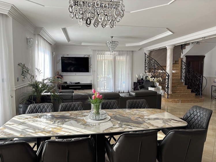 Будинок на продаж, 320 м² (9 з 21)