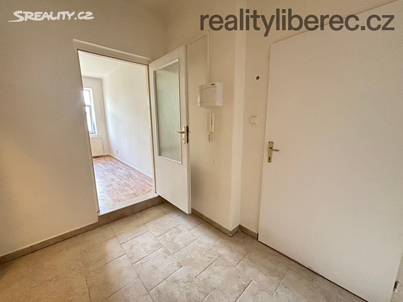 Pronájem bytu 1+kk 36 m² – další