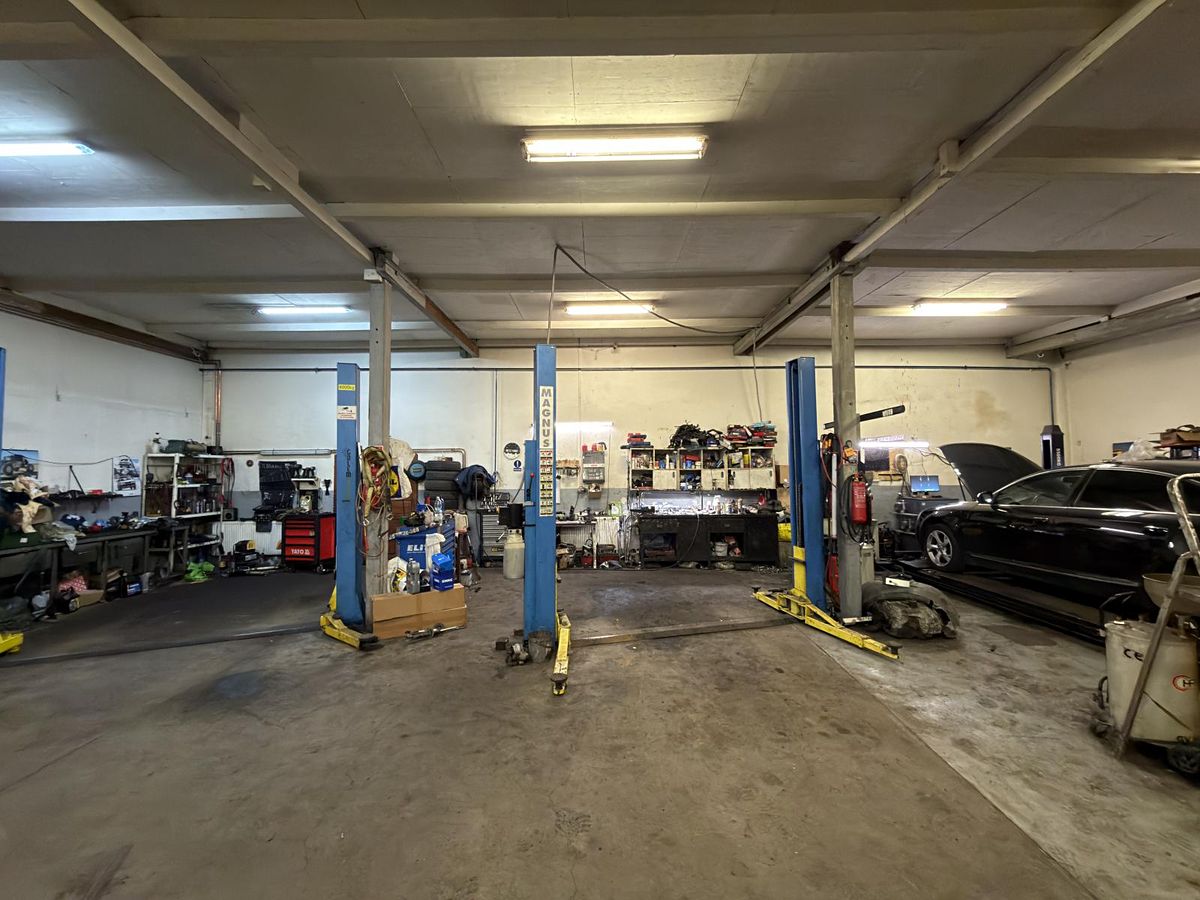 Pronájem výrobní haly, prostoru 388 m² – fotografie 3