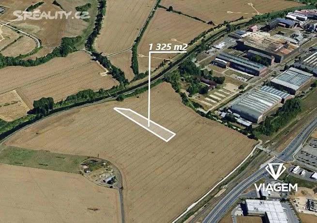 Prodej pole 1325 m²