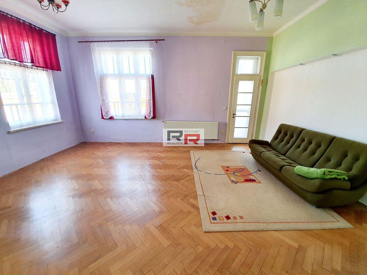 Pronájem bytu 1+1 52 m² – fotografie 2