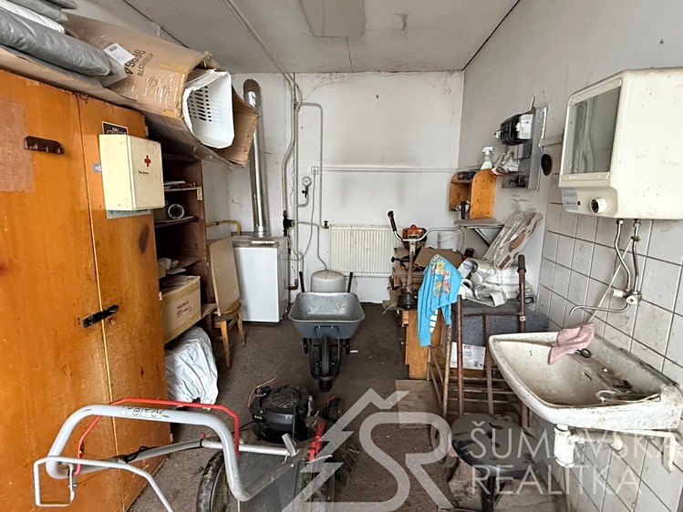 Pronájem komerčního prostoru, 300 m² (5 z 7)