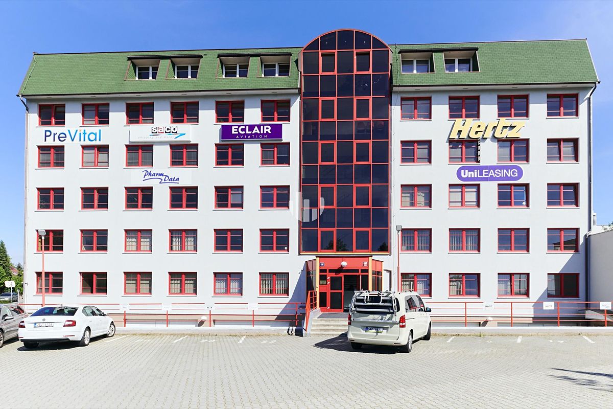Pronájem kanceláře 105 m²