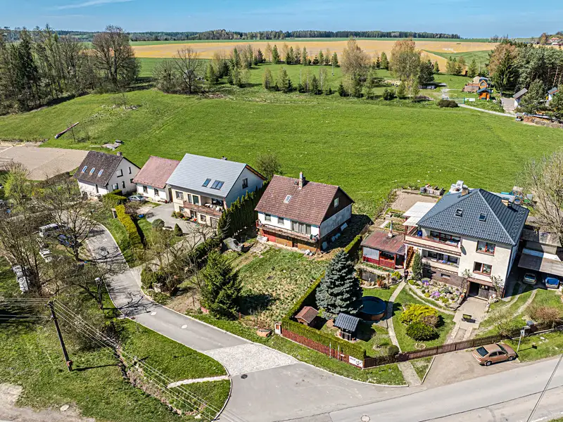 Prodej rodinného domu 180 m², pozemek 699 m², Nové Hrady – náhled fotky 3