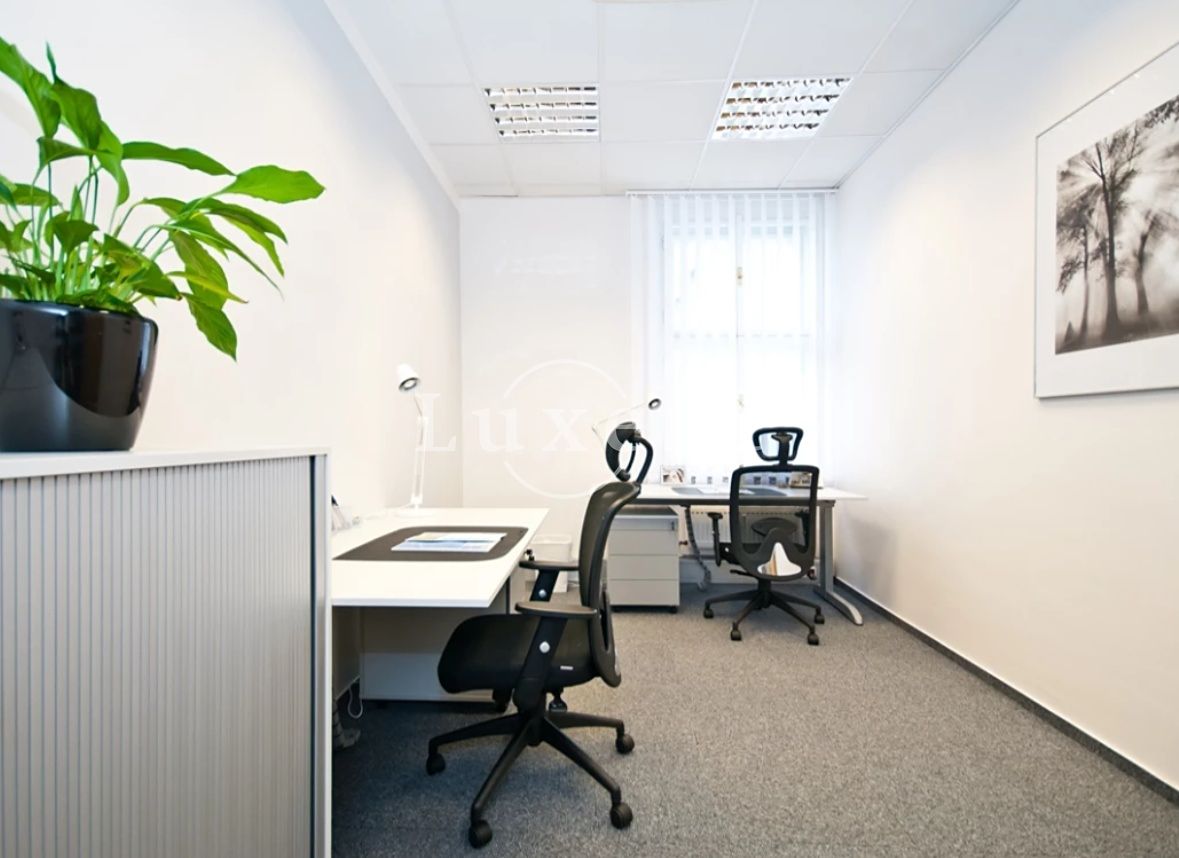 Pronájem kanceláře 227 m²