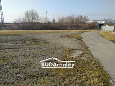 Pronájem komerčního pozemku 1000 m²