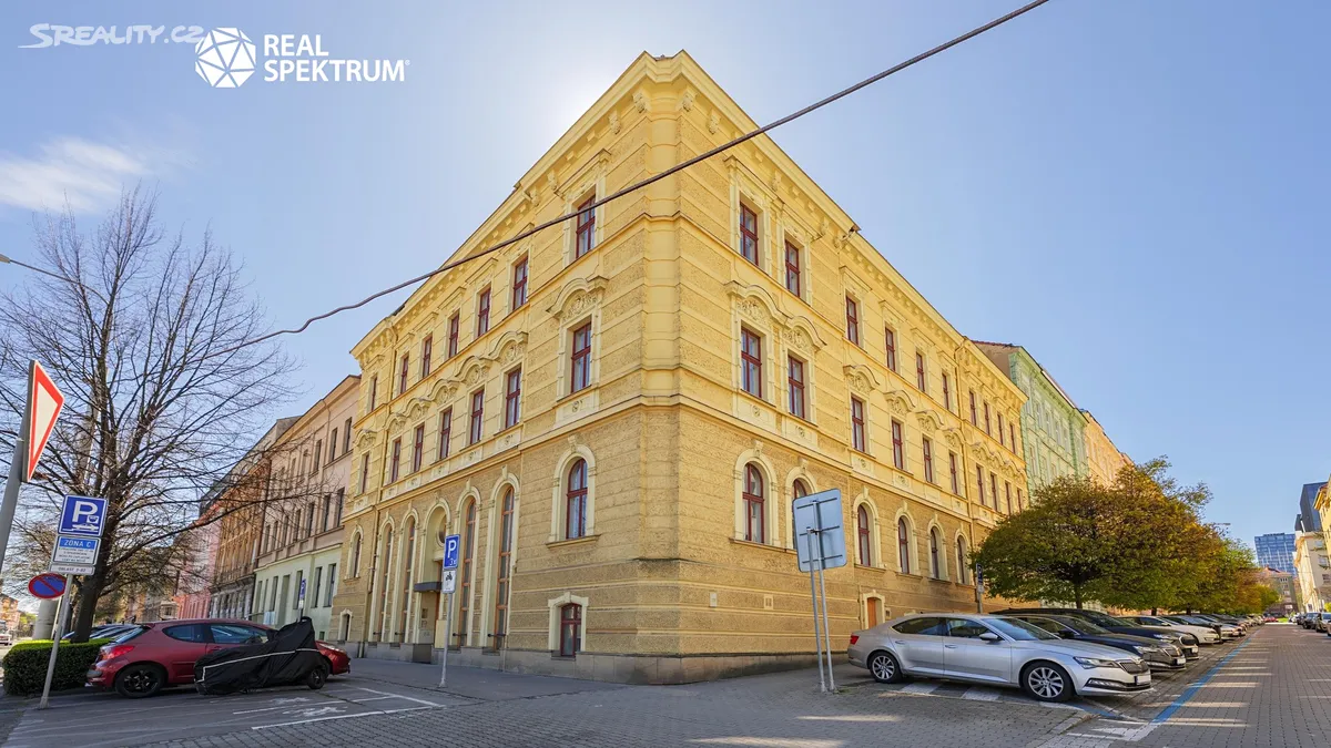 Pronájem kanceláře 360 m² – pohled 6