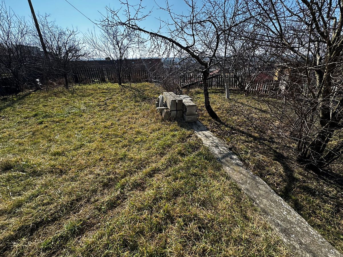 Pronájem zahrady 640 m² – fotografie 2