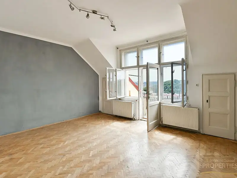 Prodej bytu 3+1 108 m², Praha – náhled fotky 1