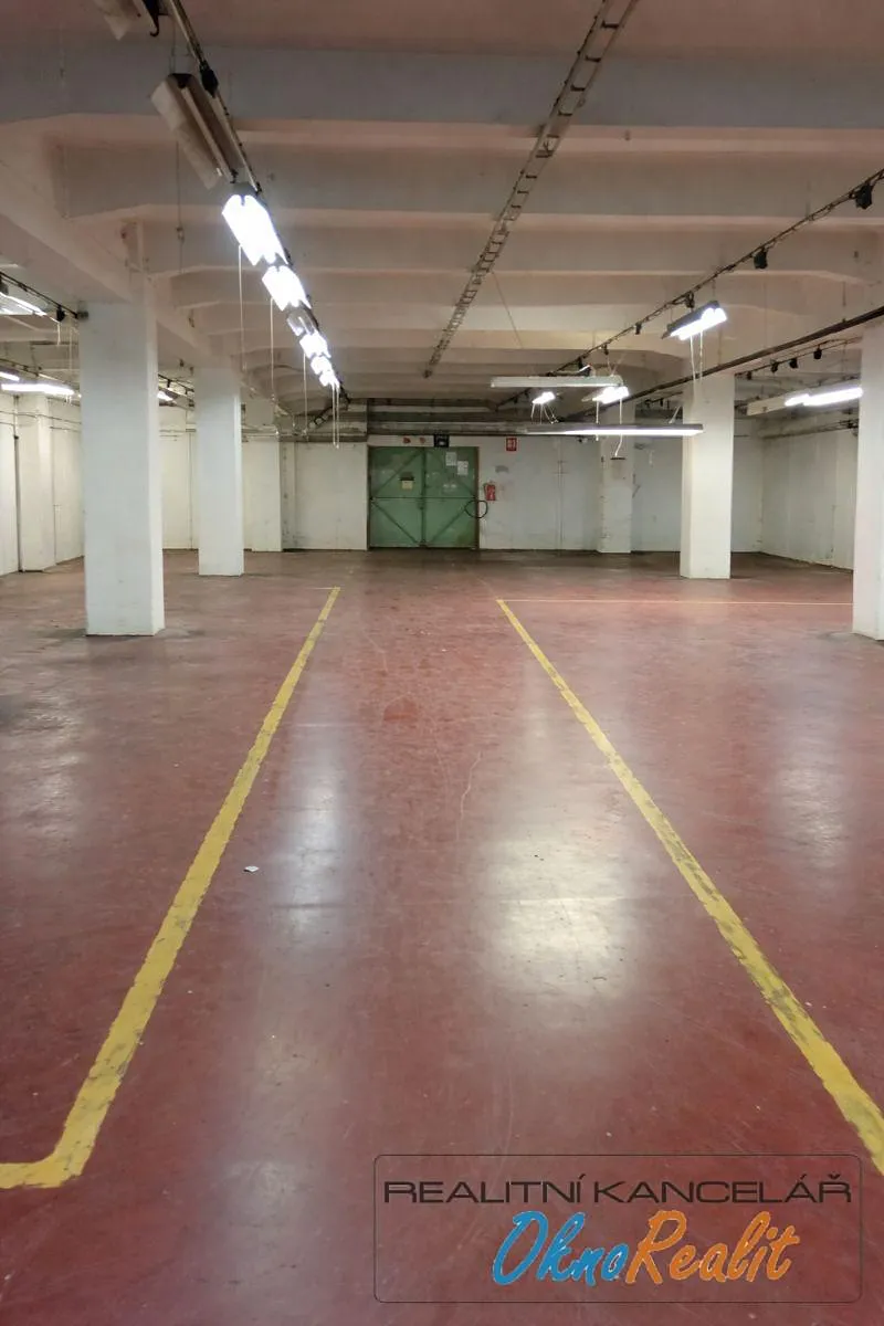 Pronájem skladového prostoru 525 m²