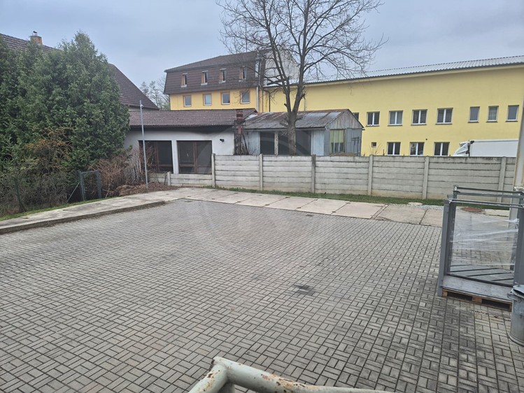 Gewerbefläche zur Miete, 186 m² (2 von 13)