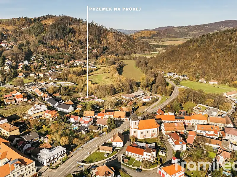 Prodej stavebního pozemku 1079 m², Nedvědice – náhled fotky 3