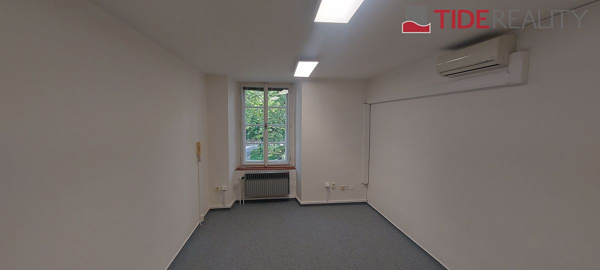 Pronájem kanceláře 22 m² – fotografie 2