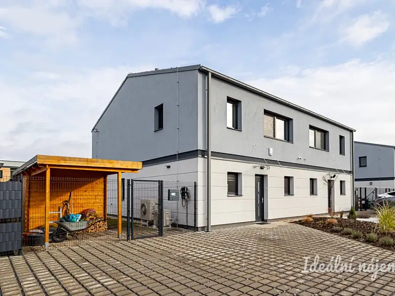 Pronájem rodinného domu 120 m², pozemek 640 m², Horoušany – náhled fotky 2