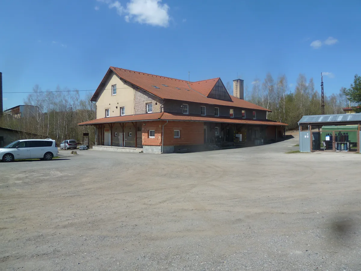 Pronájem skladového prostoru 186 m²