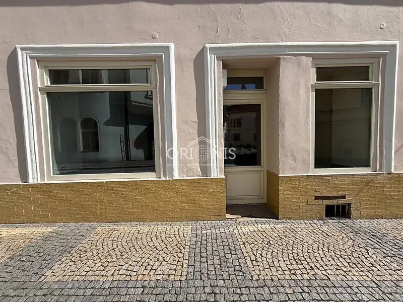 Pronájem obchodního prostoru 61 m², Chomutov – náhled fotky 2