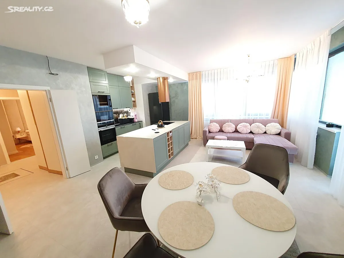Pronájem bytu 2+kk 71 m², Horoměřice