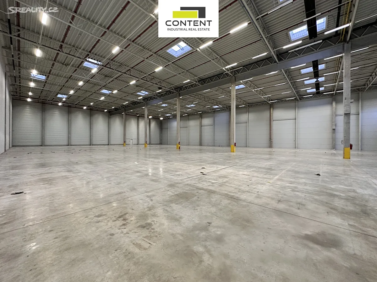 Pronájem výrobní haly, prostoru 2733 m² – pohled 2