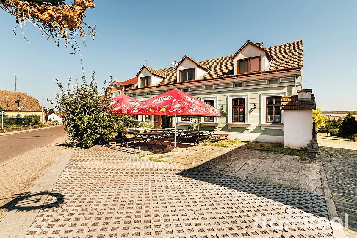Prodej restaurace 340 m²