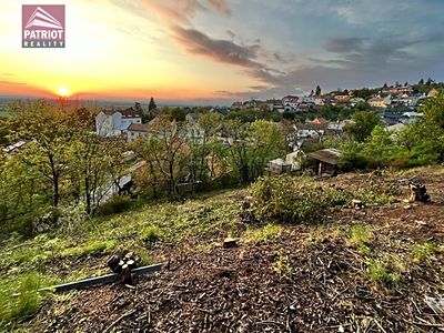 Prodej stavebního pozemku 1484 m²