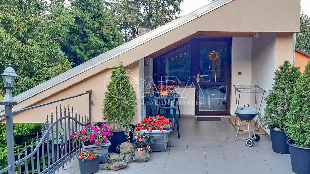 Pronájem bytu 3+kk 70 m²