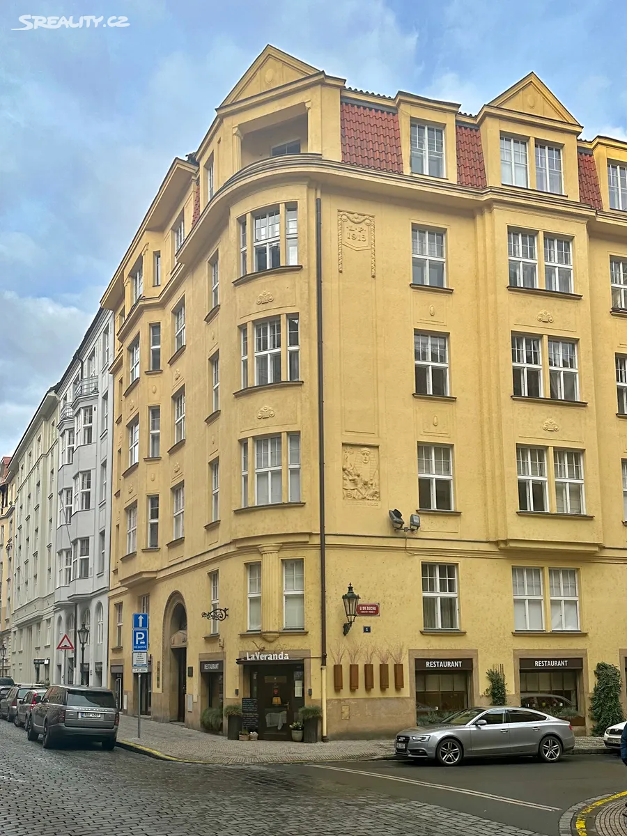 Pronájem bytu 2+kk 52 m², Praha