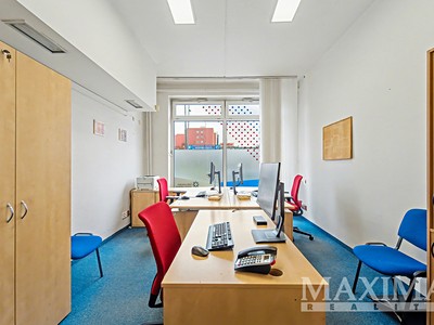 Prodej kanceláře 2 004 m² — photo 3