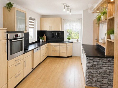 Будинок на продаж, 180 м² (2 з 19)
