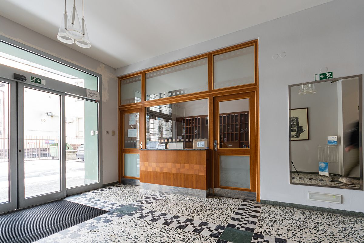 Pronájem kanceláře 77 m² – fotografie 2