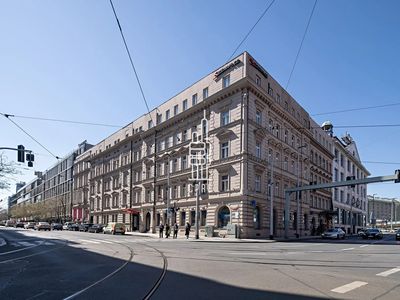 Pronájem kanceláře 122 m²