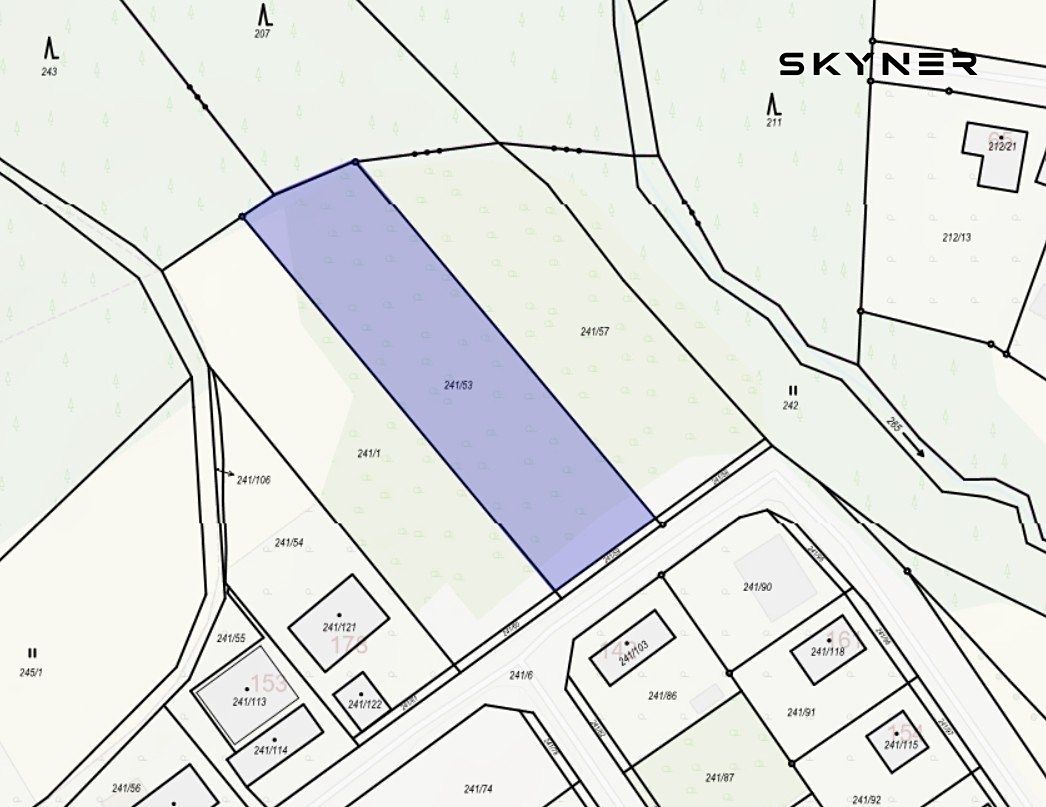 Prodej stavebního pozemku 2393 m² – fotografie 3
