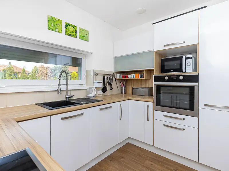 Prodej rodinného domu 195 m², pozemek 1369 m², Smržov – náhled fotky 2
