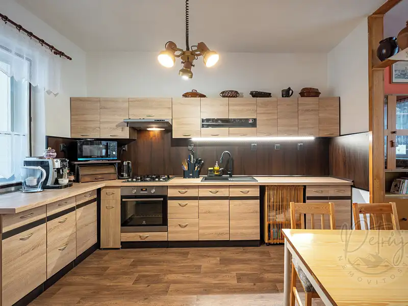 Prodej rodinného domu 200 m², pozemek 850 m², Dolní Dunajovice – náhled fotky 3