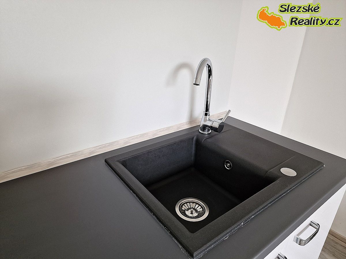 Pronájem bytu 1+kk 26 m² – fotografie 5