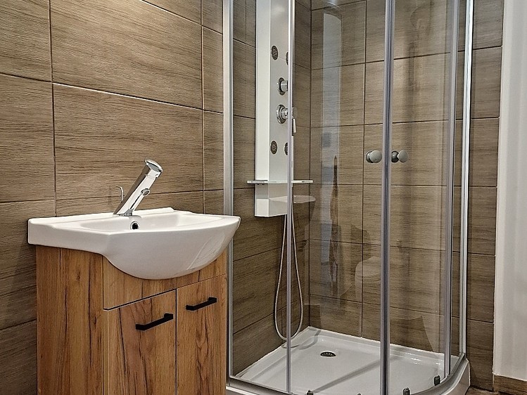 Pronájem bytu 1+kk, 26 m² (8 z 12)
