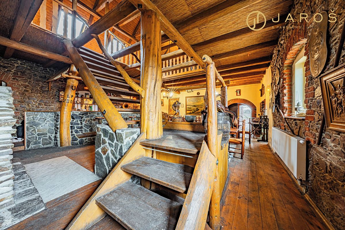 Prodej restaurace 590 m² – fotografie 5