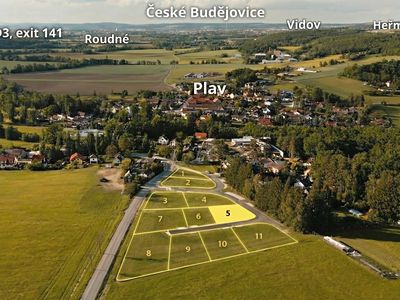Prodej stavebního pozemku 666 m²