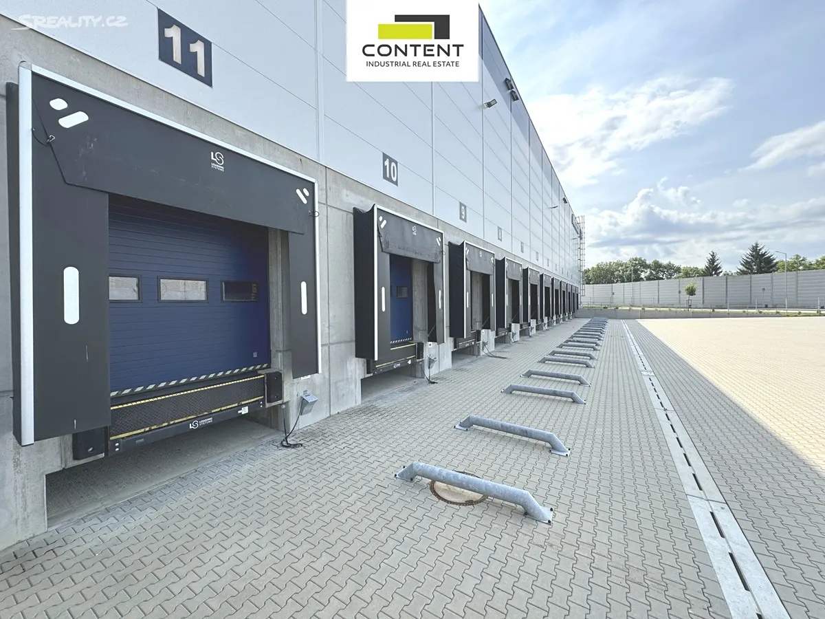 Pronájem výrobní haly, prostoru 11700 m², Ostrov u Stříbra