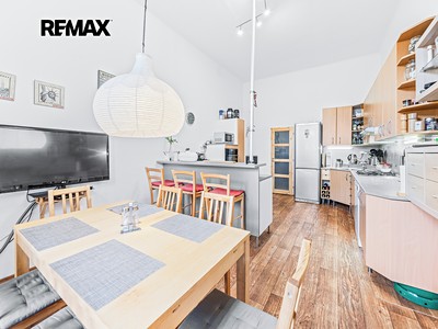 Prodej bytu 4+1 113 m² (Jednopodlažní) — photo 2