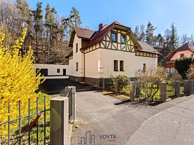 Prodej  vily 341 m², pozemek 1 076 m²