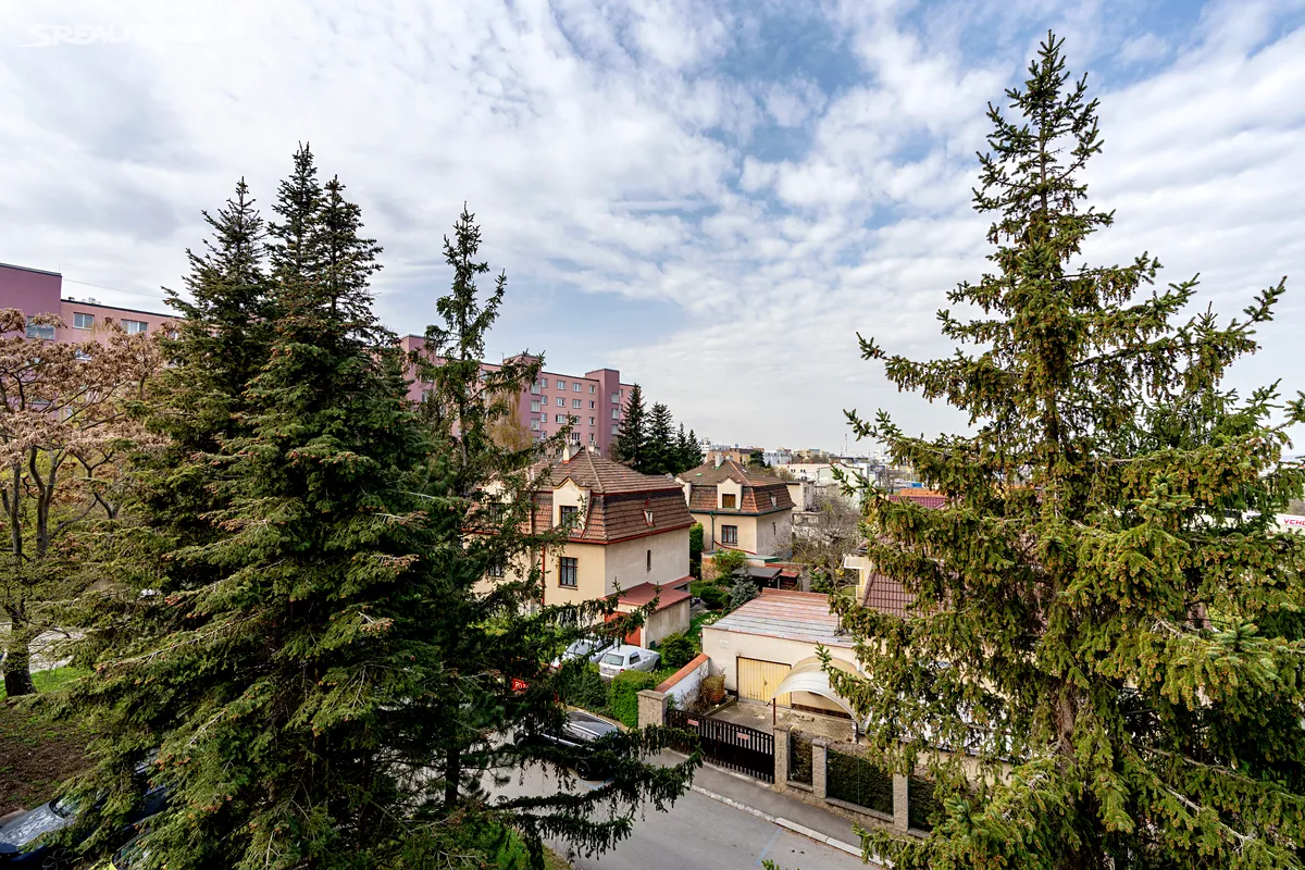 Prodej bytu 3+1 72 m² – pohled 5