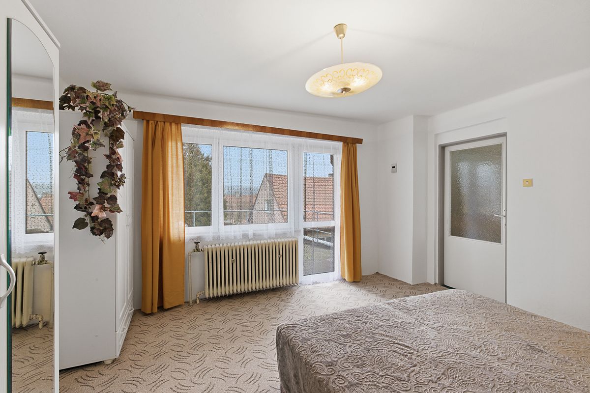 Prodej rodinného domu 95 m², pozemek 1274 m² – fotografie 2