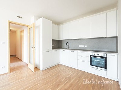 Pronájem bytu 2+kk 64 m²