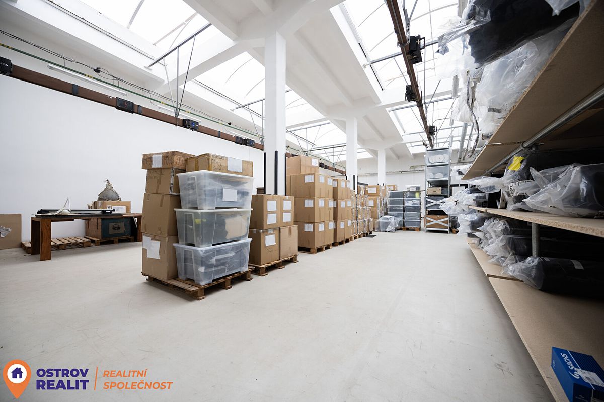 Prodej obchodního prostoru 198 m²