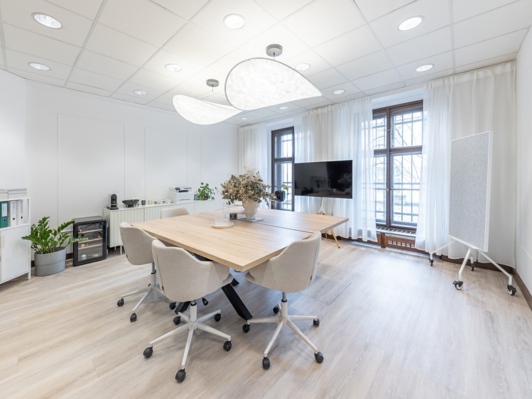 Комерційне приміщення в оренду, 50 м² (1 з 5)