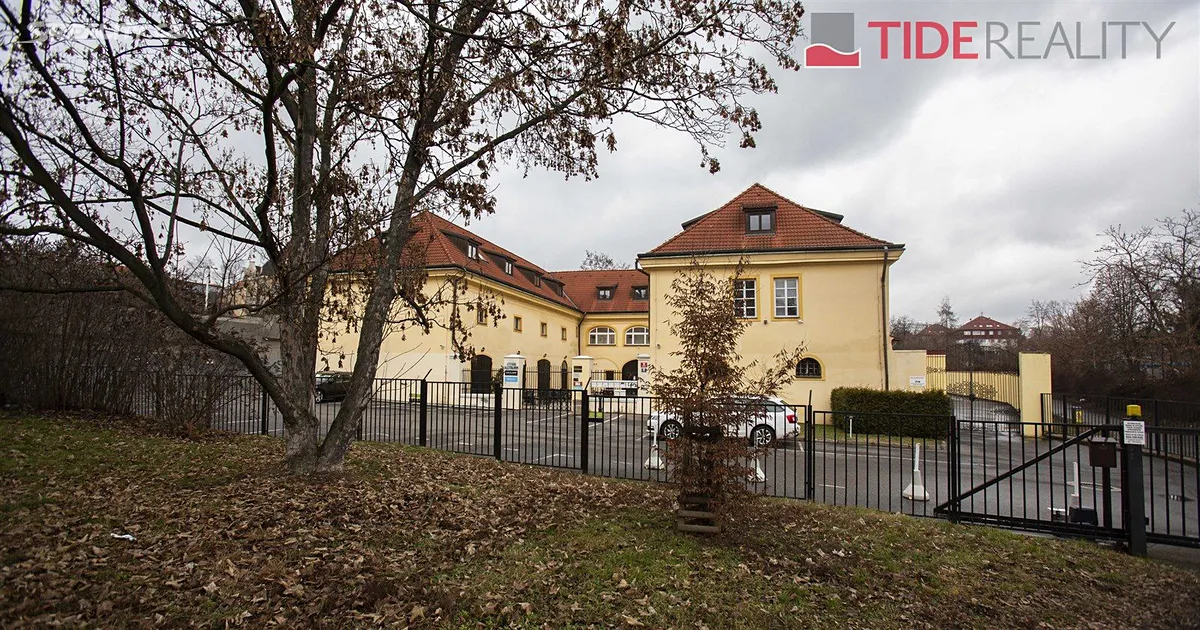 Pronájem kanceláře 22 m², Praha
