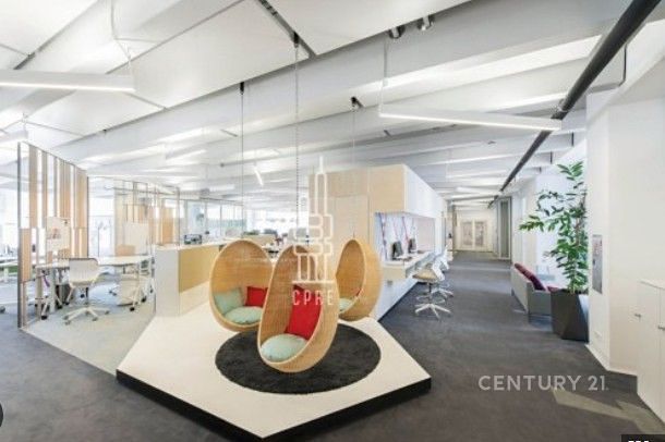 Pronájem kanceláře 436 m² – fotografie 3