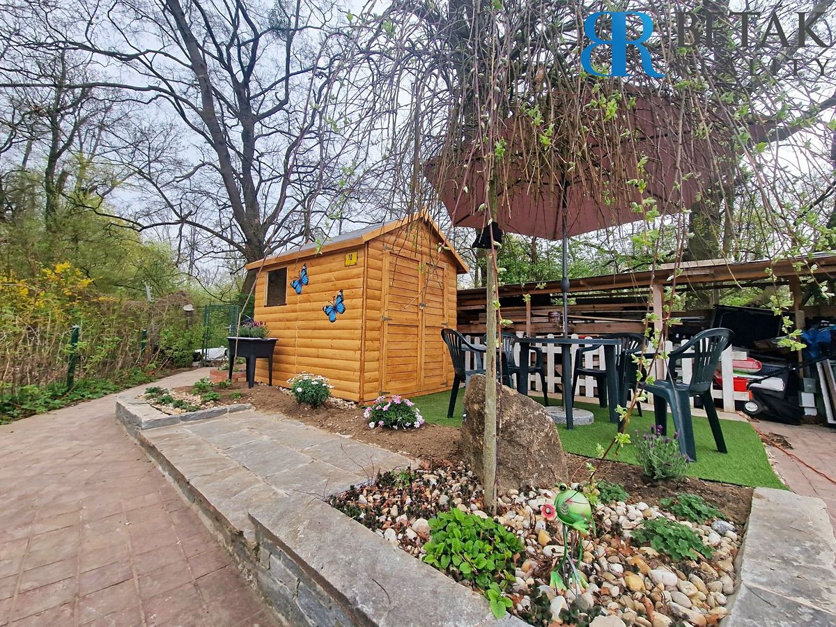 Prodej zahrady 326 m²